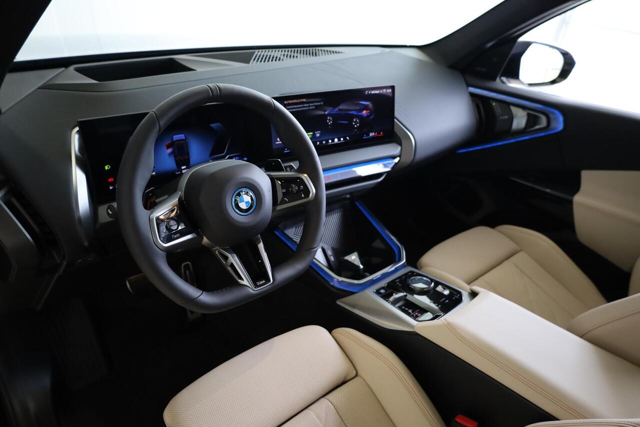 BMW X3 30e xDrive | M Sportpakket | Innovation Package | Comfort Pack | Premium Pack | Trekhaak | Panoramadak | Showroom Selection