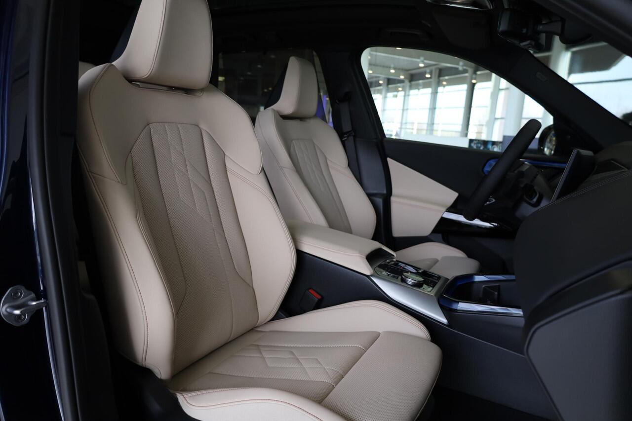 BMW X3 30e xDrive | M Sportpakket | Innovation Package | Comfort Pack | Premium Pack | Trekhaak | Panoramadak | Showroom Selection