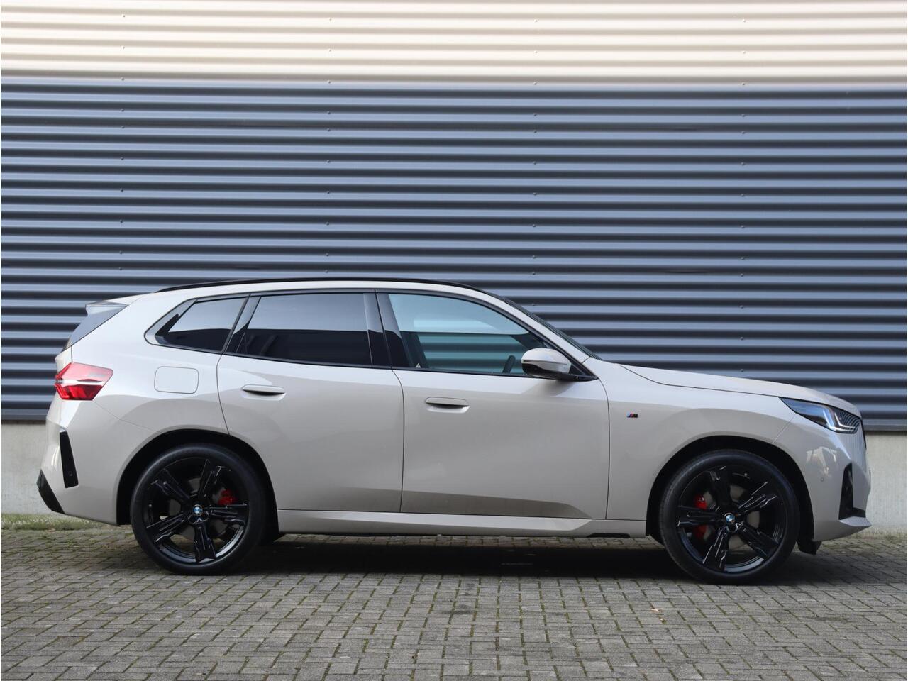 BMW X3 30e xDrive | M Sportpakket Pro | Panodak | Head-Up | Trekhaak | Harman Kardon | Driving Assistant Prof. | Stoelventilatie | Parking Assistant Plus | 21'' LMV. | Ekris Selection