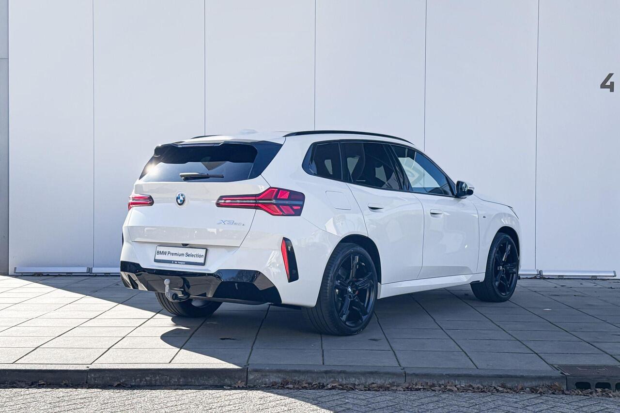 BMW X3 30e xDrive M-Sport / Trekhaak / Glazen dak / Driving Assistant Plus / 22 inch / Stoelventilatie / Harman Kardon Audio / Head Up Display | Huisselectie