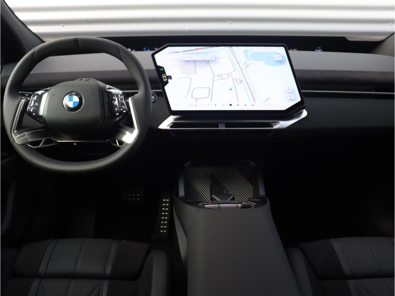BMW X3 iX3 50 xDrive M Sportpakket | Innovation Pack | Panoramadak | Trekhaak