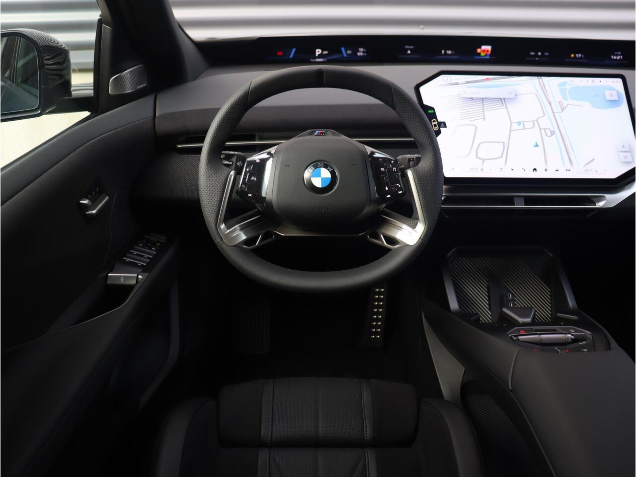 BMW X3 iX3 50 xDrive M Sportpakket | Innovation Pack | Panoramadak | Trekhaak