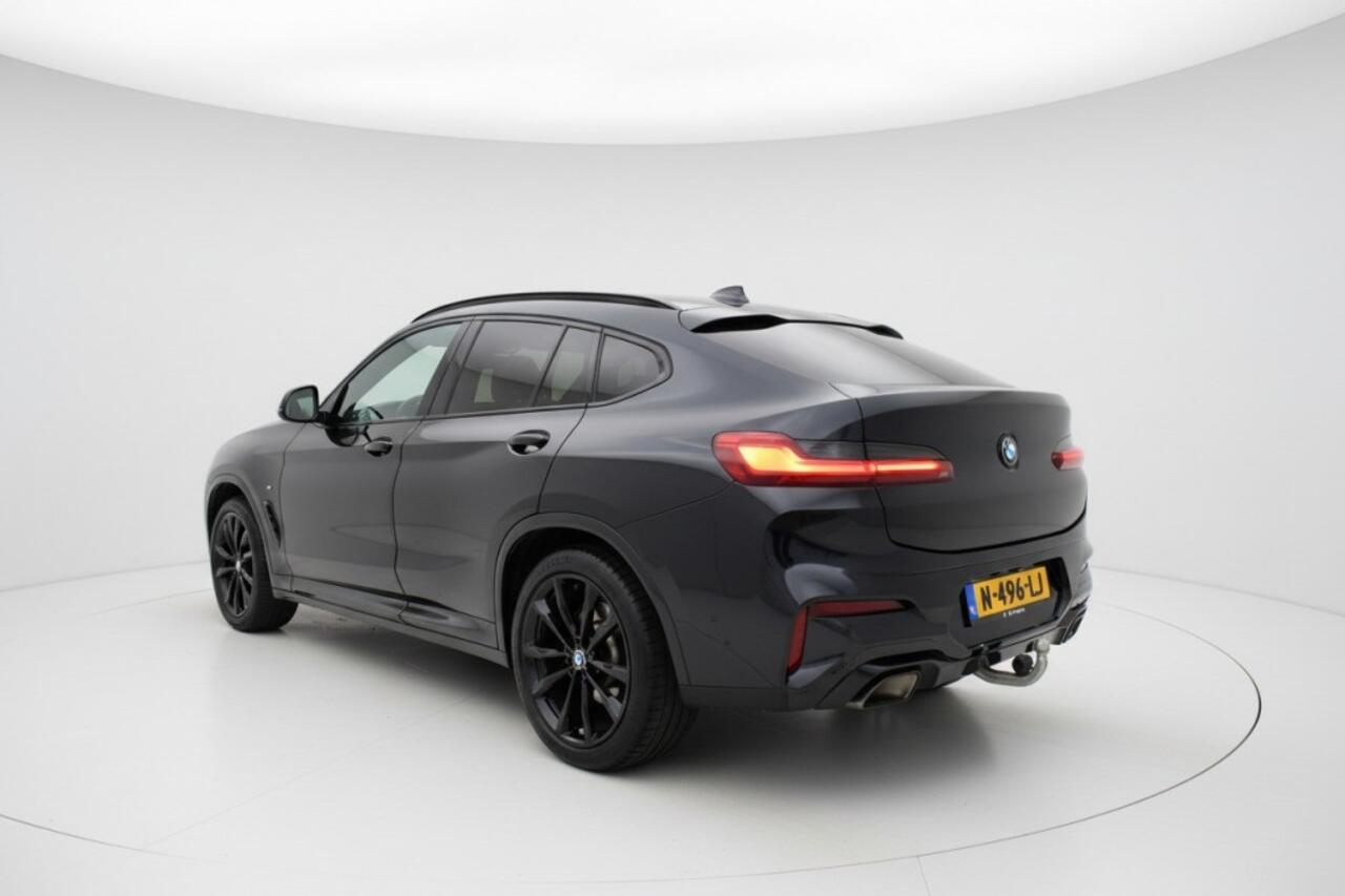 BMW X4 XDRIVE20I M Sport, Pano, Leder, Navi Nieuw model