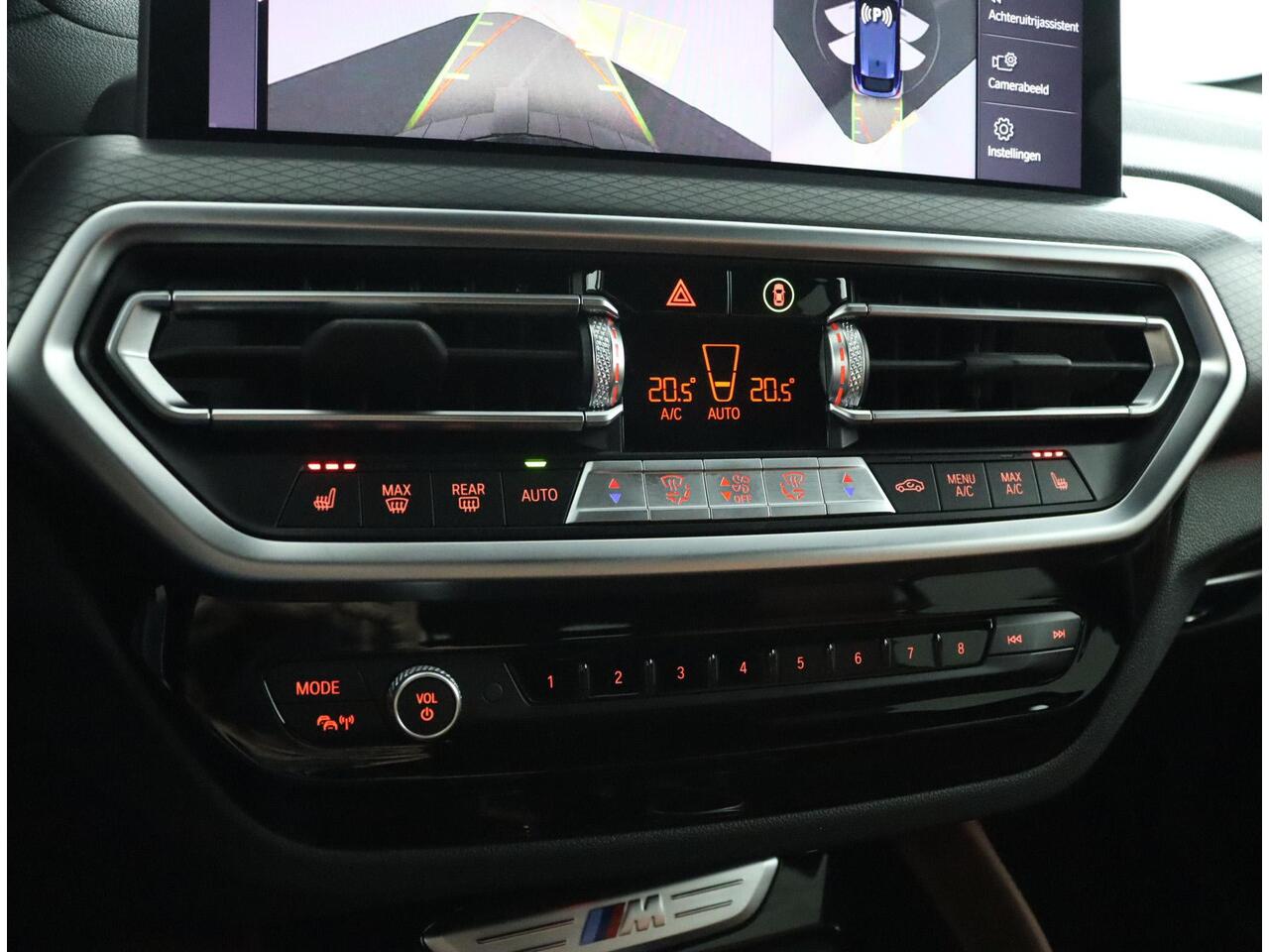 BMW X4 M40i Business Edition Plus | BMW Laserlight | Head-Up Display | Harman Kardon | Trekhaak | Adaptief M Onderstel | Verwarmde stoelen voor en achter