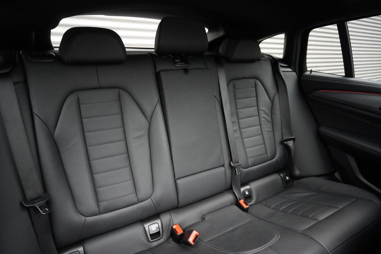 BMW X4 M40i M Aerodynamicapakket | Glazen panoramadak | BMW Laserlight | HiFi System | Head-Up Display | M Sportdifferentieel