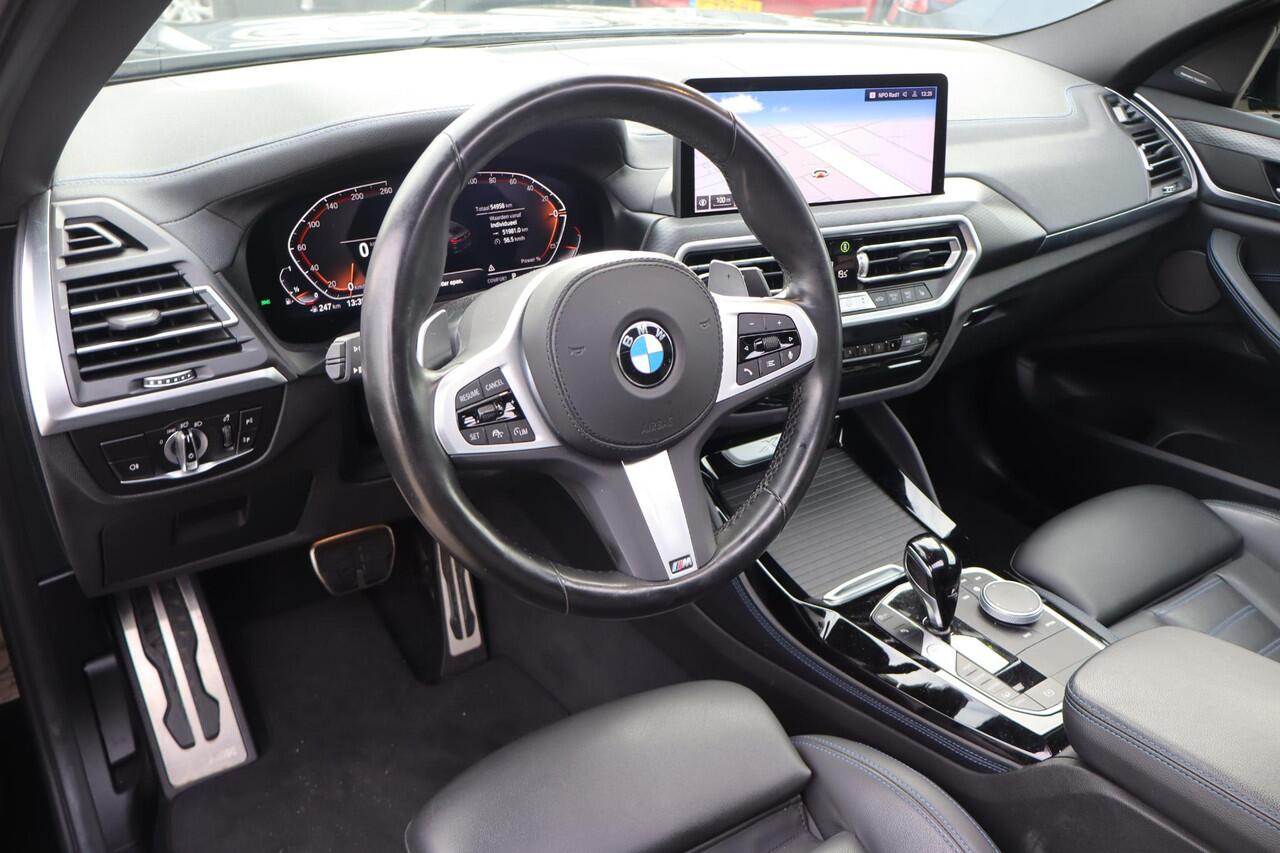BMW X4 xDrive20i Business Edition Plus BTW Auto, Lederen interieur, Panormadak, Schuif- kanteldak, Apple Carplay, DAB