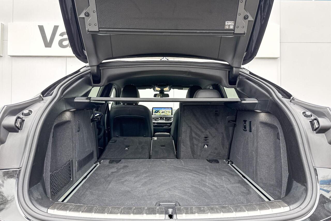 BMW X4 M40i | High Executive | Driving Assistant Professional