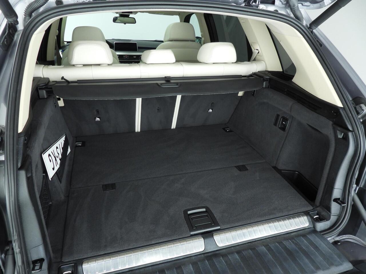 BMW X5 xDrive40e iPerformance High Executive | Trekhaak | Pano | HUD | Camera | Nappa Leder