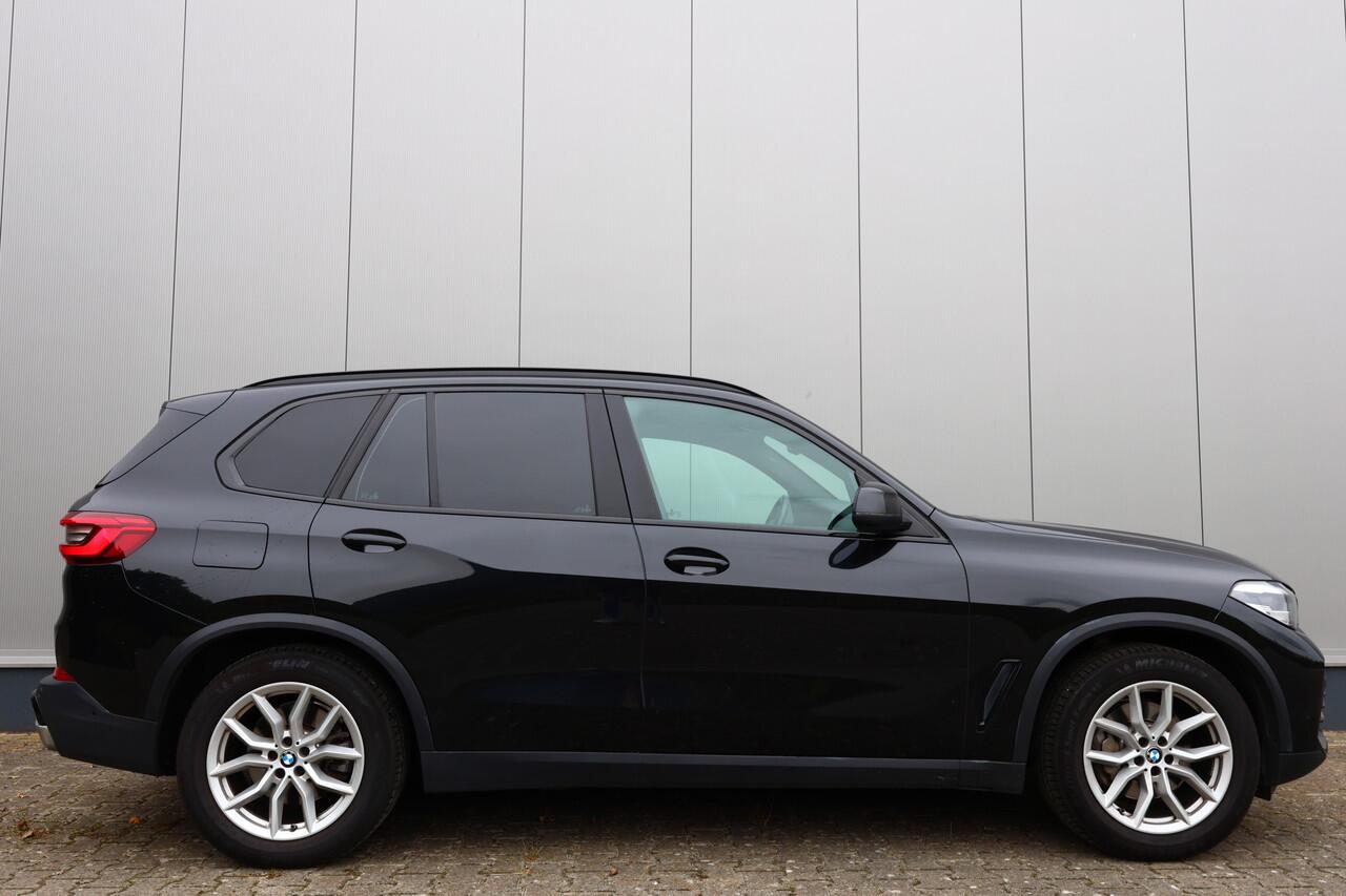 BMW X5 XDRIVE 3.0D [GRIJS KENTEKEN]