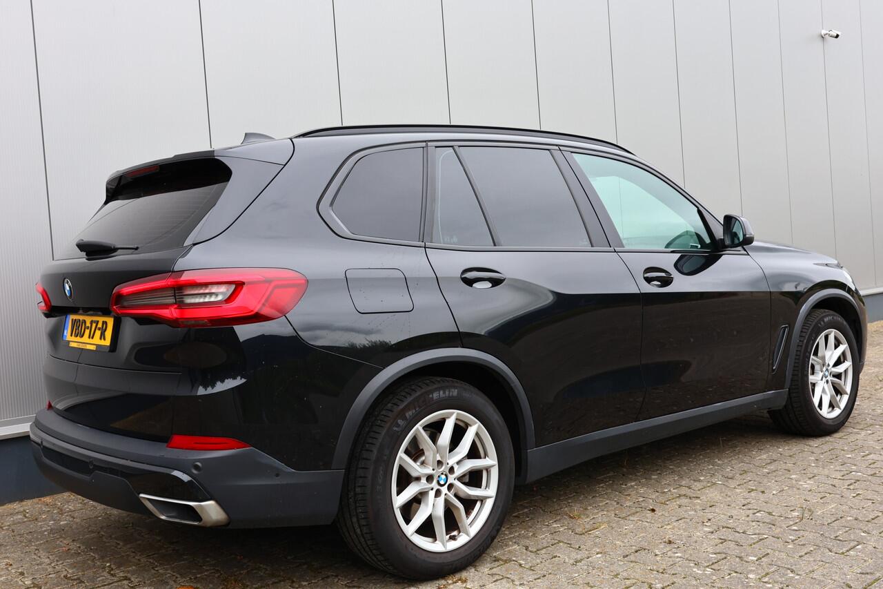 BMW X5 XDRIVE 3.0D [GRIJS KENTEKEN]