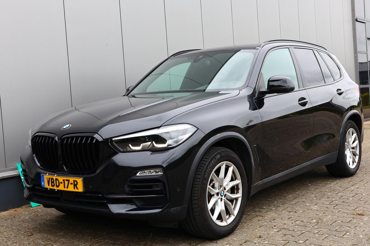 BMW X5 XDRIVE 3.0D [GRIJS KENTEKEN]