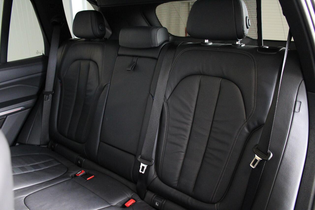 BMW X5 M50d High Executive Panoramadak - Head-up - Lederen bekleding - Harman Kardon