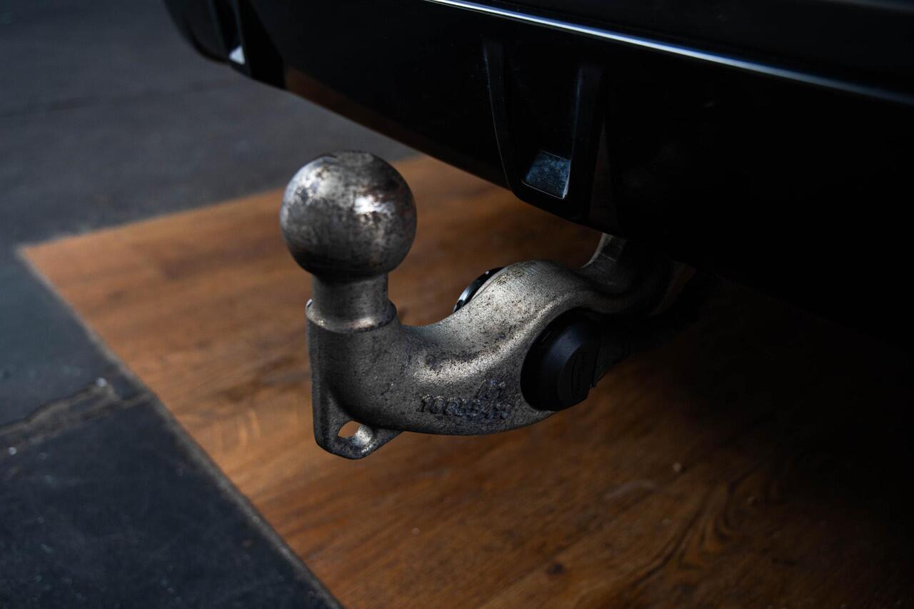 BMW X5 xDrive30d High Executive M Sport - Trekhaak - Panoramadak - Comfortstoelen - Warmte Comfort Pack - CraftedClarity - Getinte Ruiten - Comfort Access - Active Cruise Control - Parking Assistant Plus -