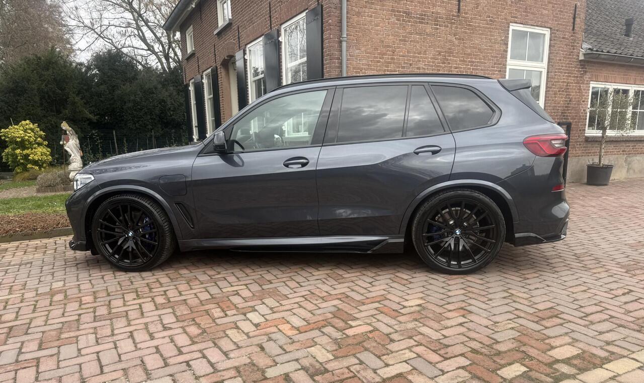 BMW X5 xDrive45e High Executive M-sport 22" HUD laser