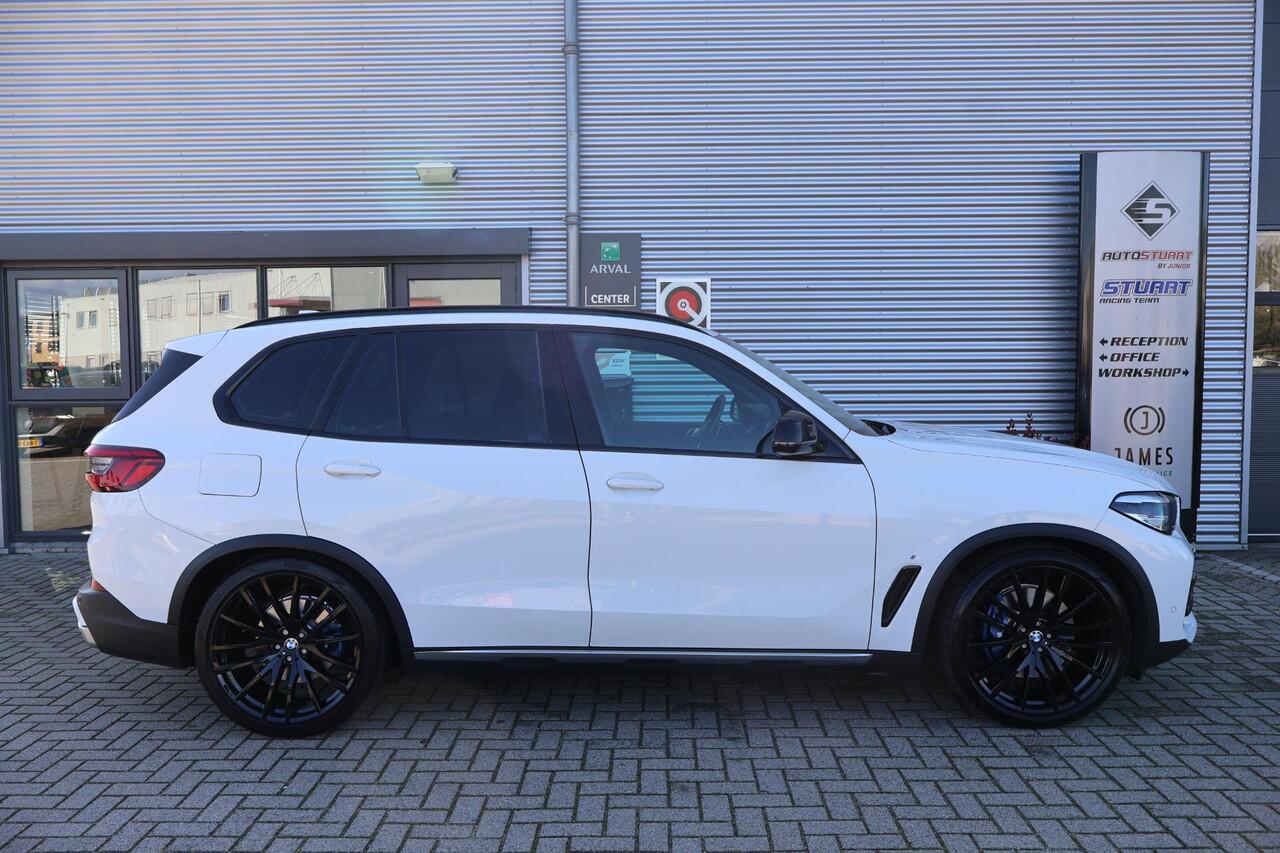 BMW X5 45e Executive NL-Auto | Dealer Onderh | Trekhaak | Sfeer | Elek Stoelen+Klep | Camera | Alarm Klasse 3 |Memory| Laser Led | Keyless | Safety Pack | Carplay | Luchtvering