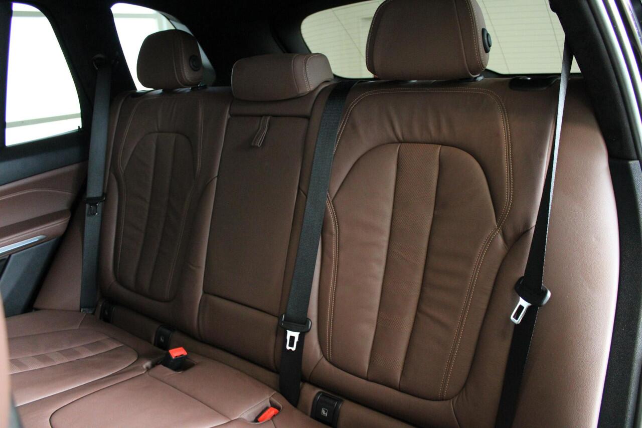 BMW X5 xDrive45e High Executive Luchtvering - LED - Lederen bekleding - 21" Lmv