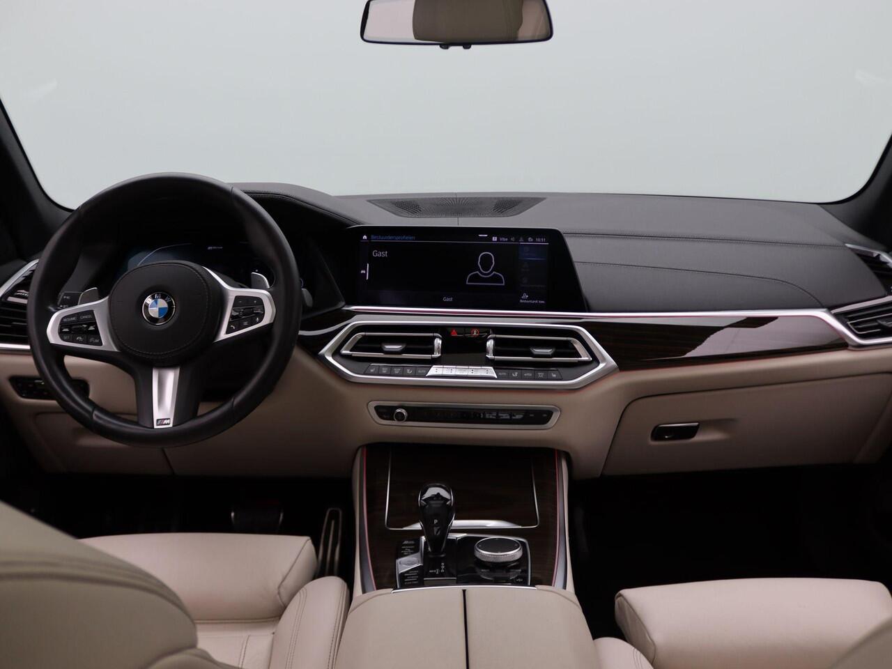 BMW X5 xDrive45e High Executive | M Sportpakket | Audio Media Pack | Adaptive Air Suspension | Panorama-Glasdak Sky Lounge | Comfortstoelen | DAB | HiFi | 20''