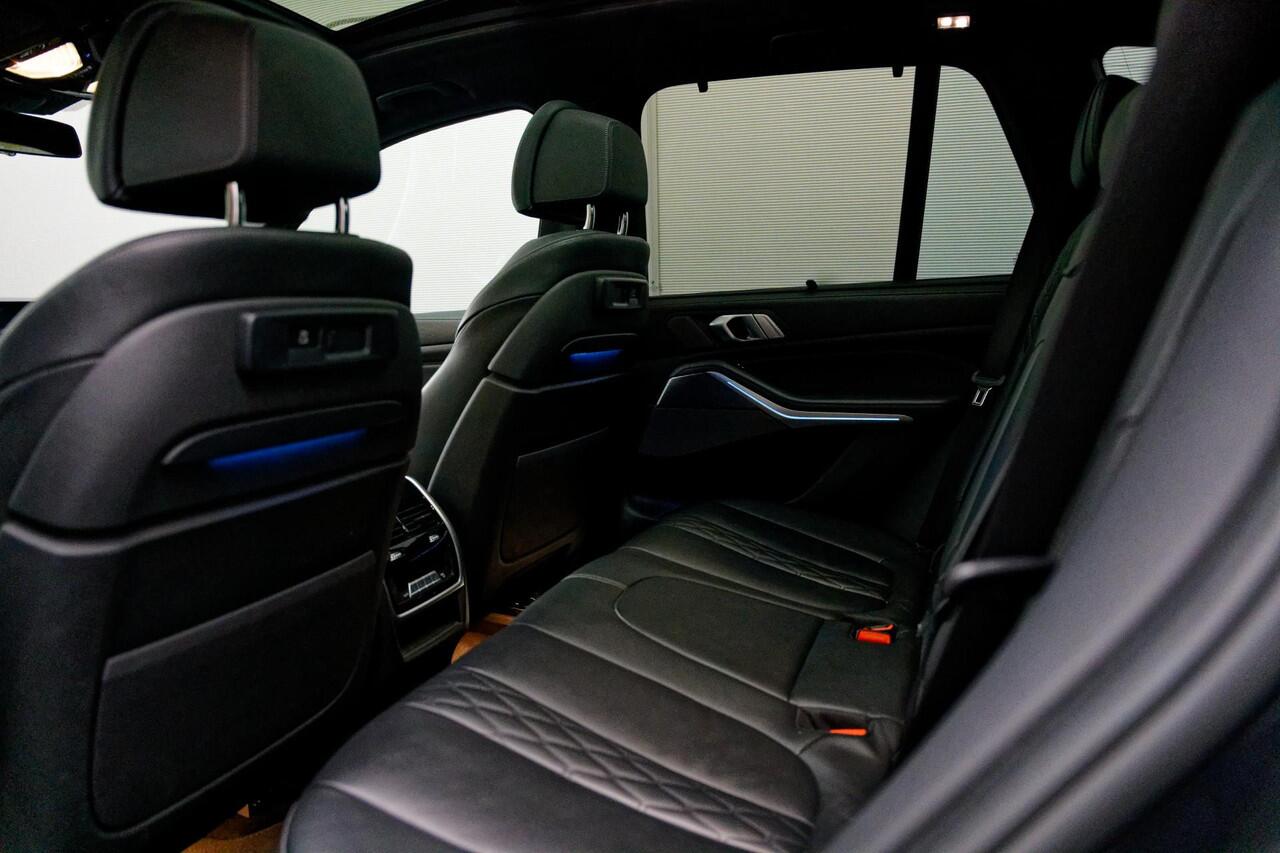 BMW X5 xDrive45e High Executive M-Sport Massage stoelen, Stoelventilatie, Sky Lounge dak, Merino leer, Leren Dashboard, enz