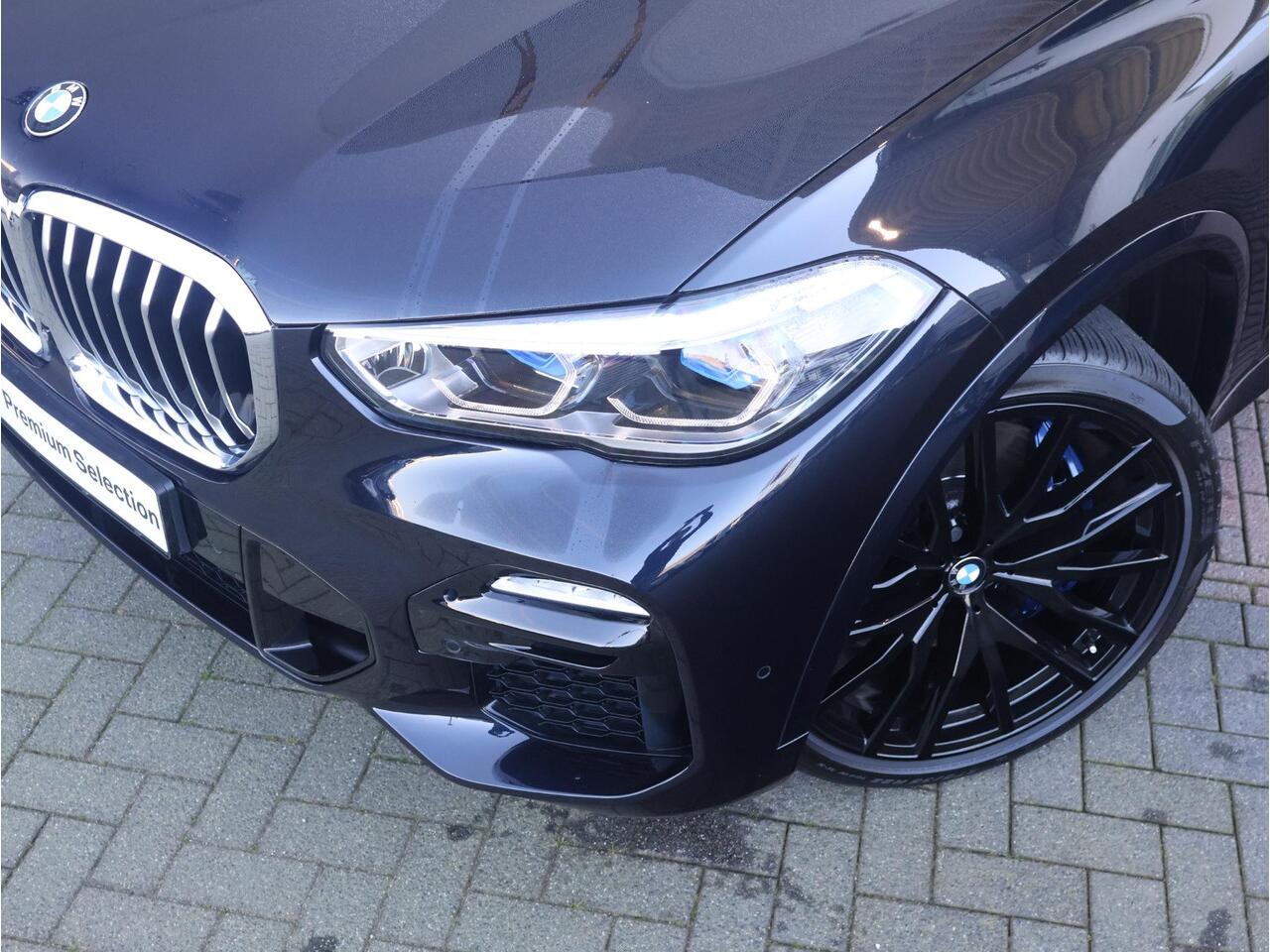 BMW X5 xDrive40i High Executive M Sportpakket/ 22 inch LM/ Comfort Access/ Sportstoelen/ Head-Up/ Harman-Kardon/ Laserlight/ Warmte Comfortpakket/ Active steering