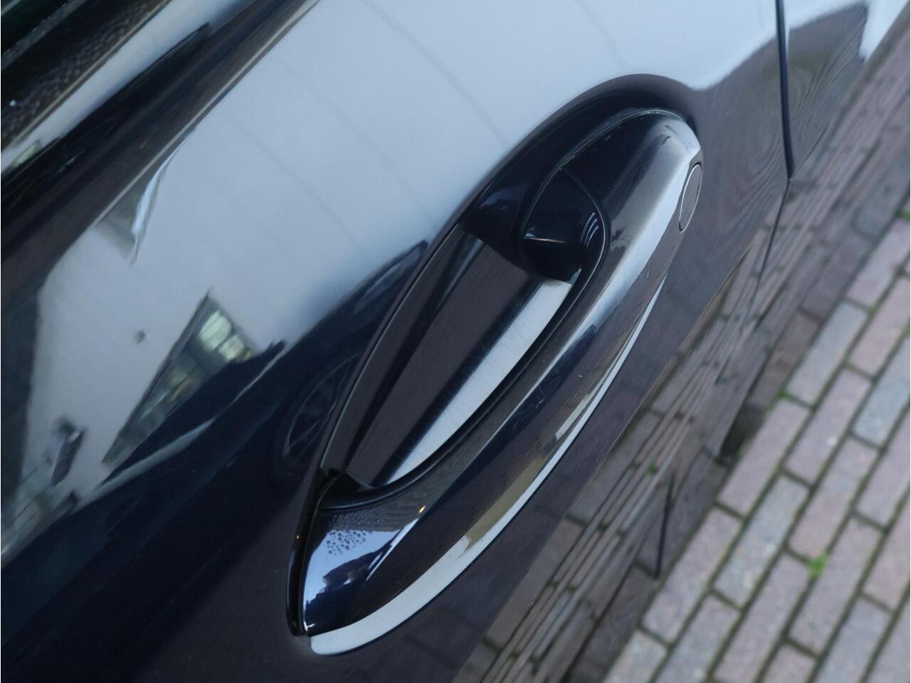 BMW X5 xDrive40i High Executive M Sportpakket/ 22 inch LM/ Comfort Access/ Sportstoelen/ Head-Up/ Harman-Kardon/ Laserlight/ Warmte Comfortpakket/ Active steering