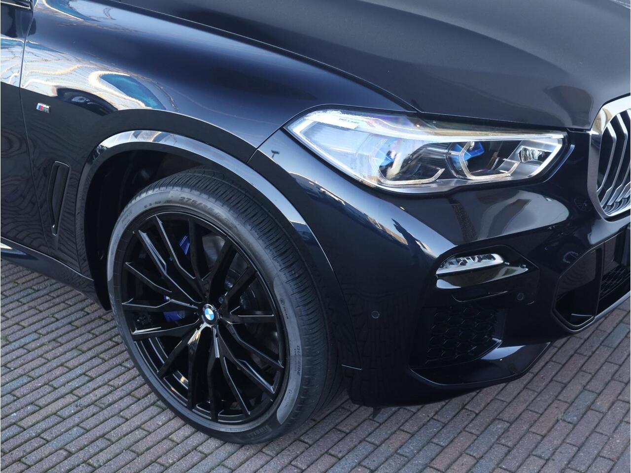 BMW X5 xDrive40i High Executive M Sportpakket/ 22 inch LM/ Comfort Access/ Sportstoelen/ Head-Up/ Harman-Kardon/ Laserlight/ Warmte Comfortpakket/ Active steering