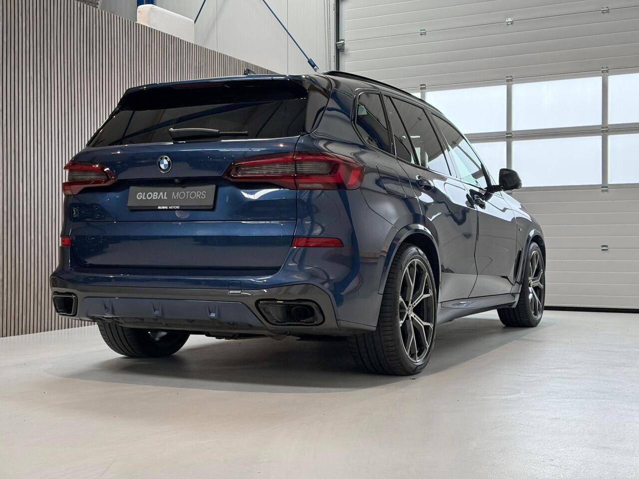 BMW X5 xDrive45e High Executive M SPORT PAKKET - PANORAMADAK - STOELKOELING + VERWARMING - LASER LAMPEN - LUCHTVERING - HIFI GELUIDSINSTALLATIE - PARKEER CAMERA 360