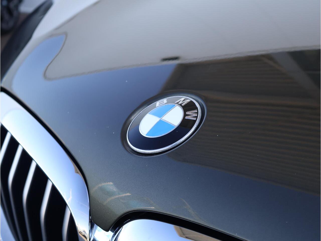 BMW X5 xDrive45e High Executive Xline/ 20 inch LM/ Active Steering/ Comfortstoelen/ Stoelerwarming/ Harman Kardon/ Getint Glas