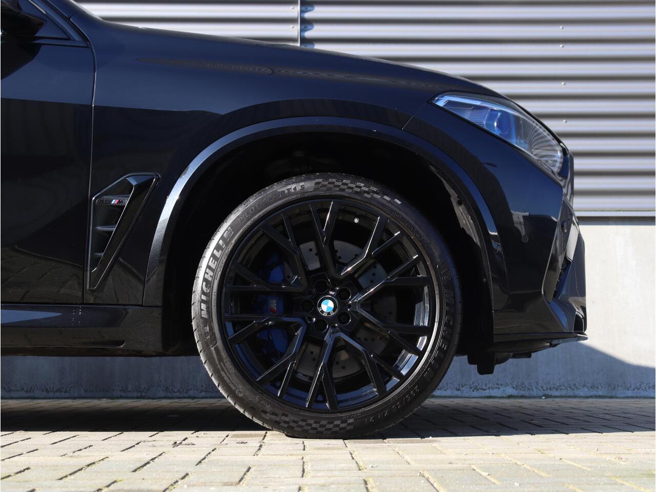 BMW X5 M Competition | High Executive | Driving Assistant Prof. | Panodak | Drivers Package | Bowers & Wilkins | Parking Assistant Plus | Soft Close | Carbon | 21'' & 22'' LMV
