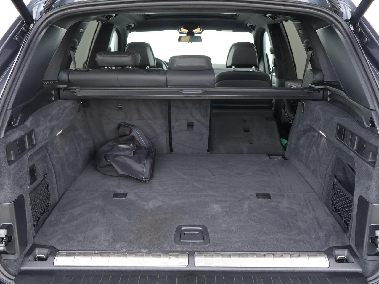 BMW X5 xDrive45e High Executive M Sportpakket/ 22 inch LM/ Luchtvering/ Comfort Access/ Head-Up/ Harman-Kardon/ panoramadak/