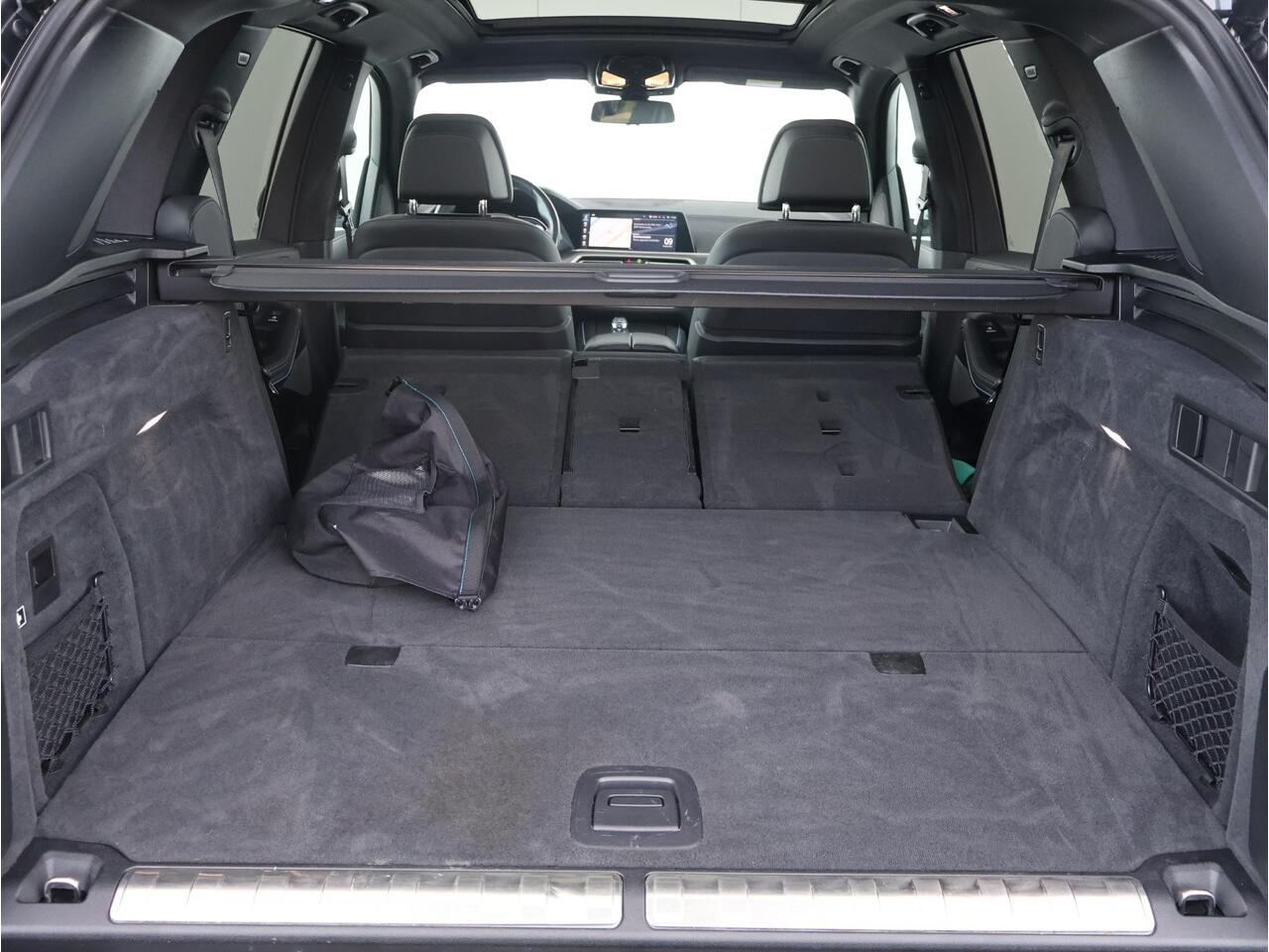 BMW X5 xDrive45e High Executive M Sportpakket/ 22 inch LM/ Luchtvering/ Comfort Access/ Head-Up/ Harman-Kardon/ panoramadak/