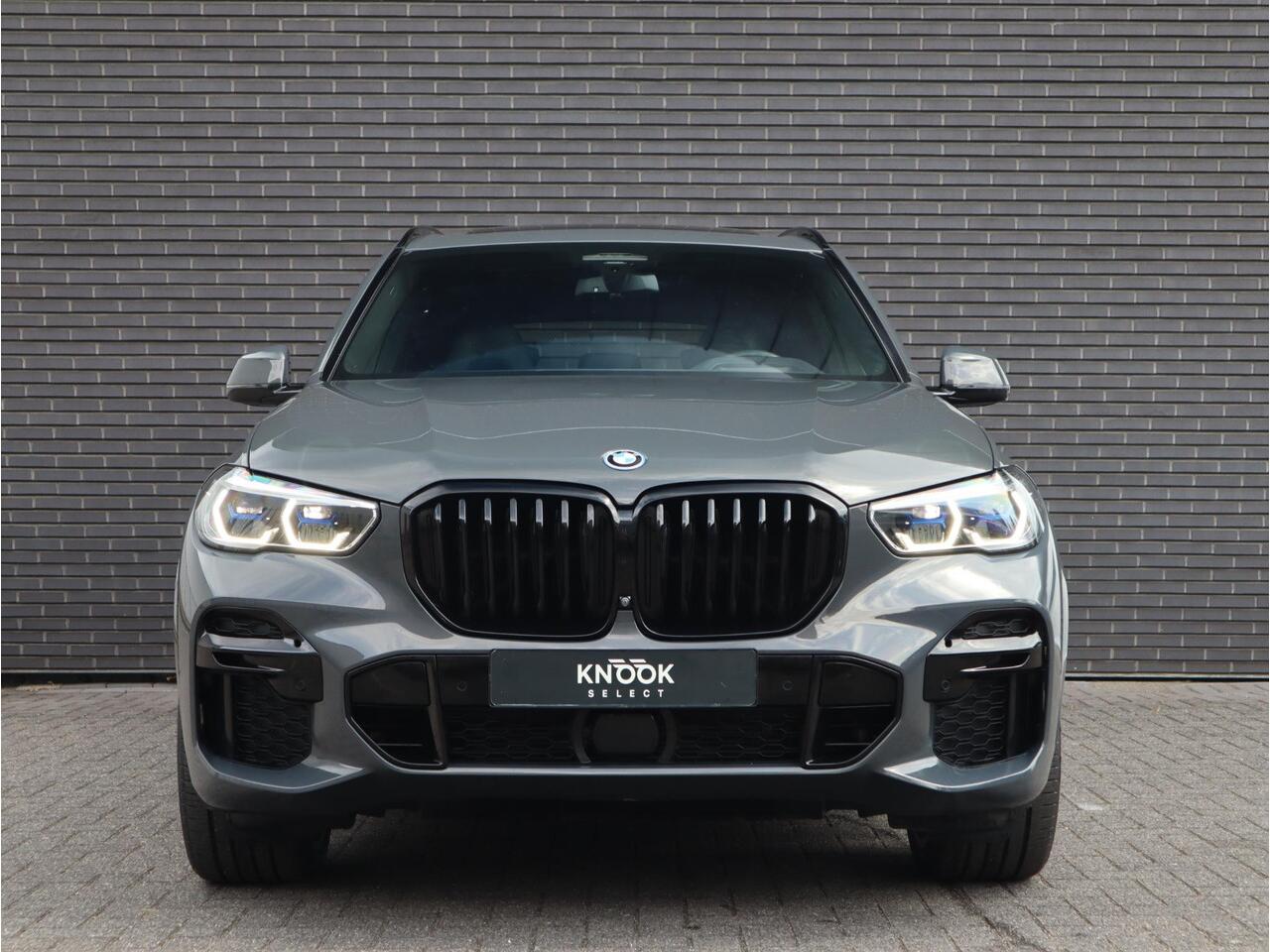 BMW X5 xDrive45e High Executive / Massage / Panodak / Head Up / Trekhaak