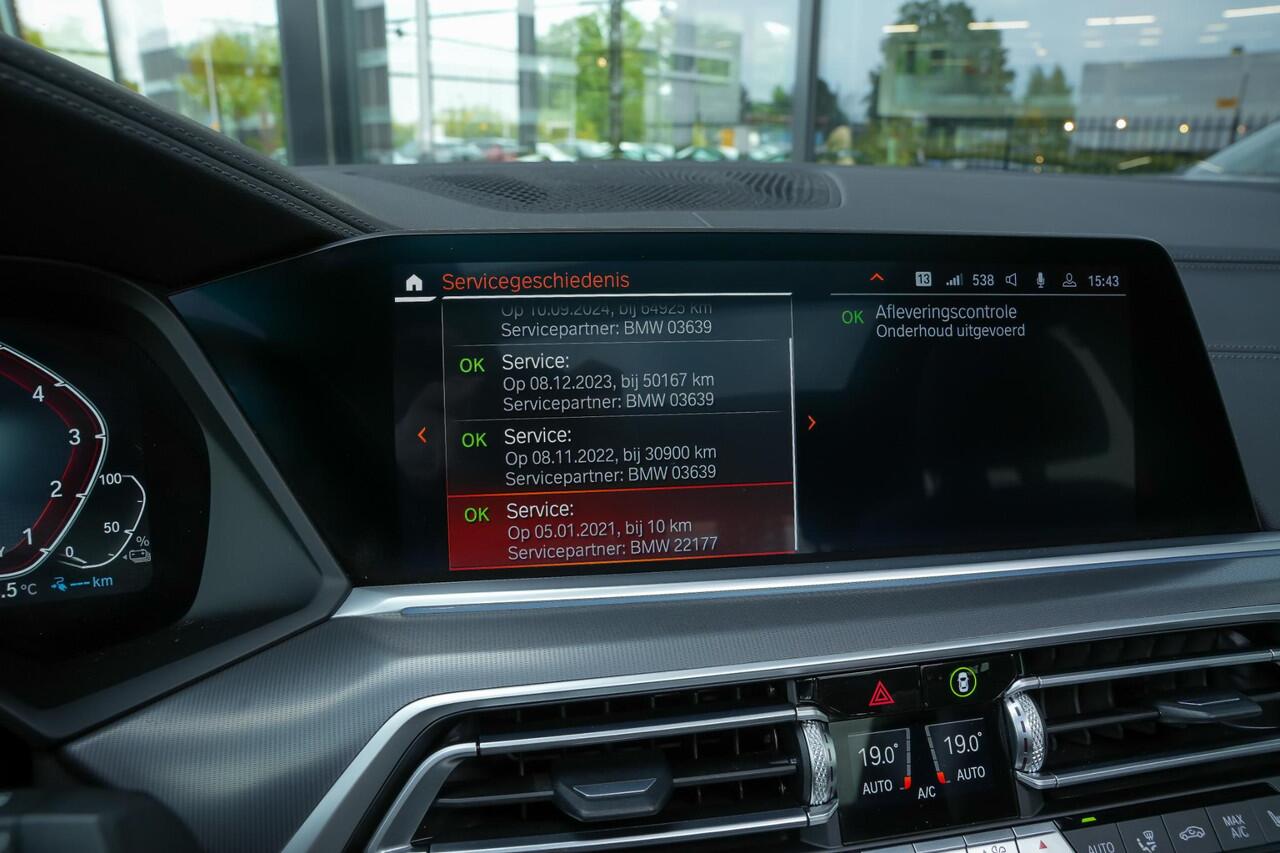 BMW X5 45e xDrive 394pk High Executive |dealer onderhouden|1e eigenaar|M-pakket|schuif/kantel dak|Harman&Kardon|diamond poke|Laser LED|achter-as meesturend|luxe lederen stoelen|360 camera|elek. trekhaak|