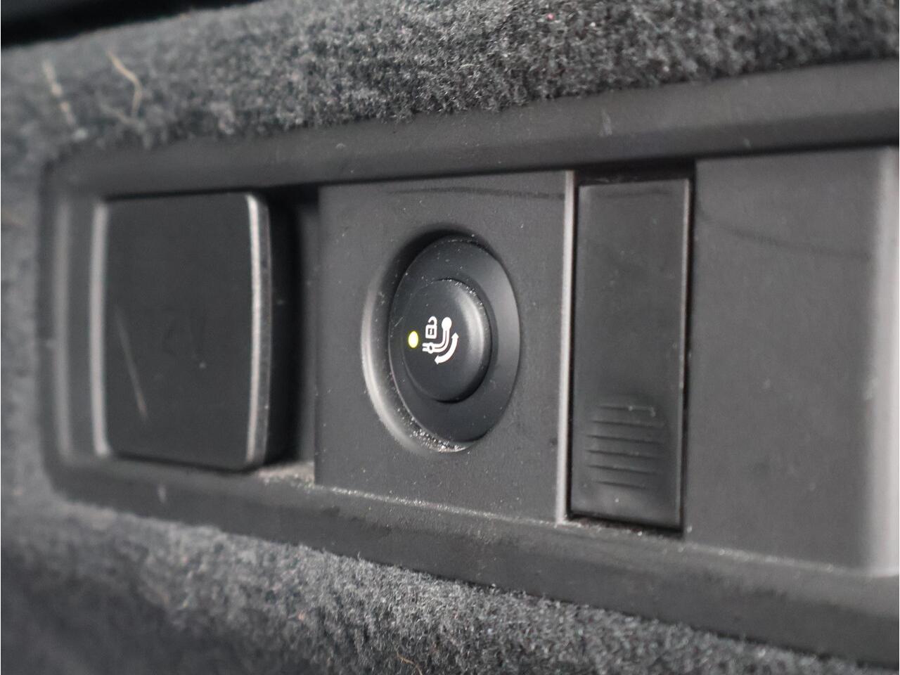 BMW X5 xDrive45e High Executive M-Sportpakket / Harman Kardon / Head Up Display / Trekhaak / Surround View / 21 '' /