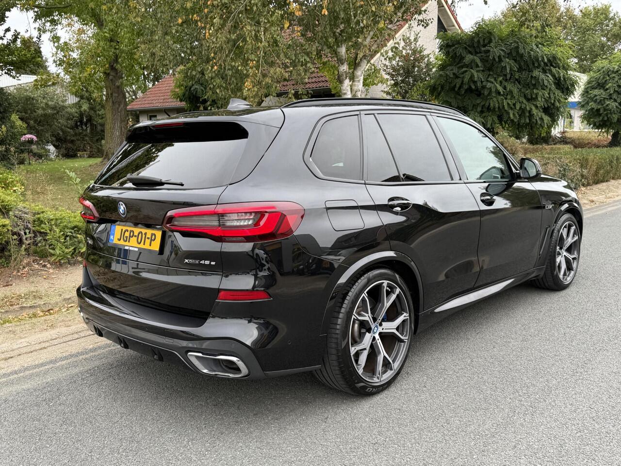 BMW X5 xDrive45e M-Sport 394PK Panoo360camoLucht