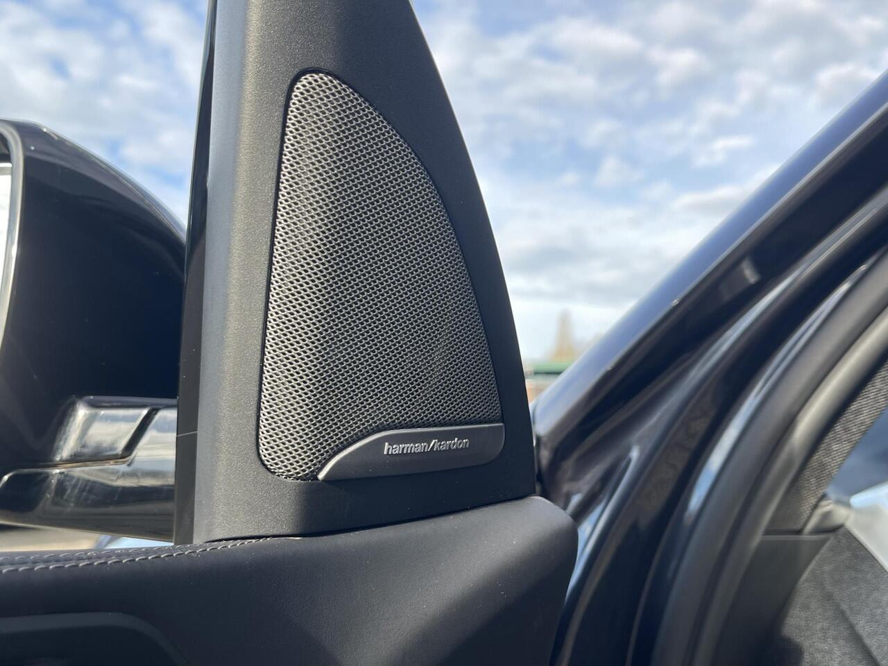 BMW X5 xDrive45e High Executive M Sport 21''/Softclose/Active Steering/Panoramadak Skylounge/Head-up/Led Laser/Harman Kardon/Dodehoek/360 camera/Luchtvering/Leder + massage + memory