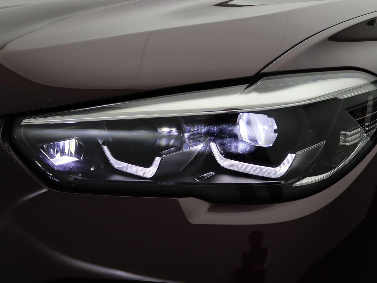 BMW X5 xDrive45e High Executive | Audio Media Pack | Safety Pack | BMW Personal CoPilot Pack | Active Steering | Soft Close | Driving Assistant Professional | Head-Up Display | HiFi | 21''