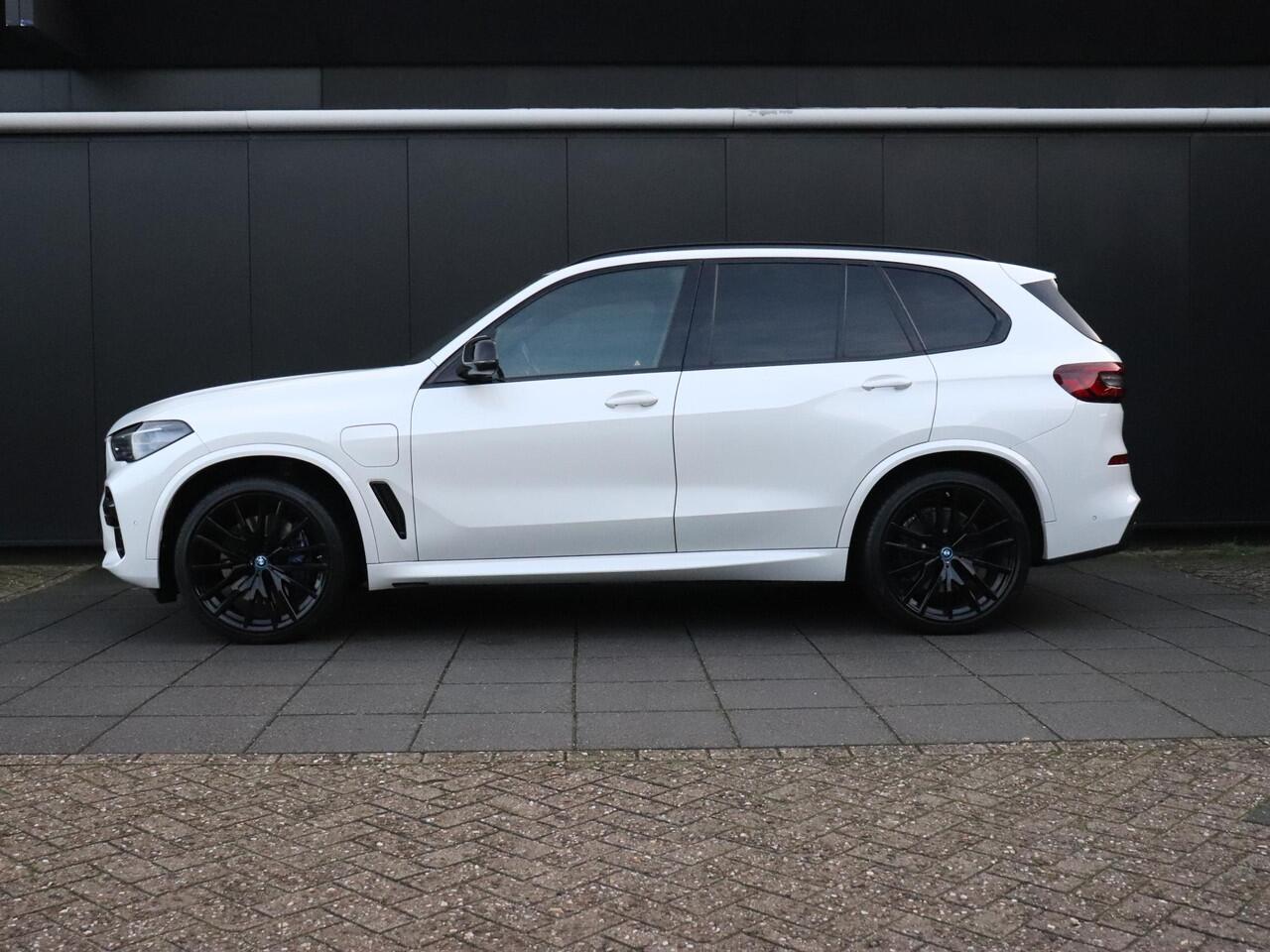 BMW X5 xDrive45e High Executive | MEMORY | SOH 84% | LEDER | PANO-DAK | TREKHAAK | LUCHTVERING | HEAD-UP | STOELVERW. | APPLE CARPLAY | CRUISE |