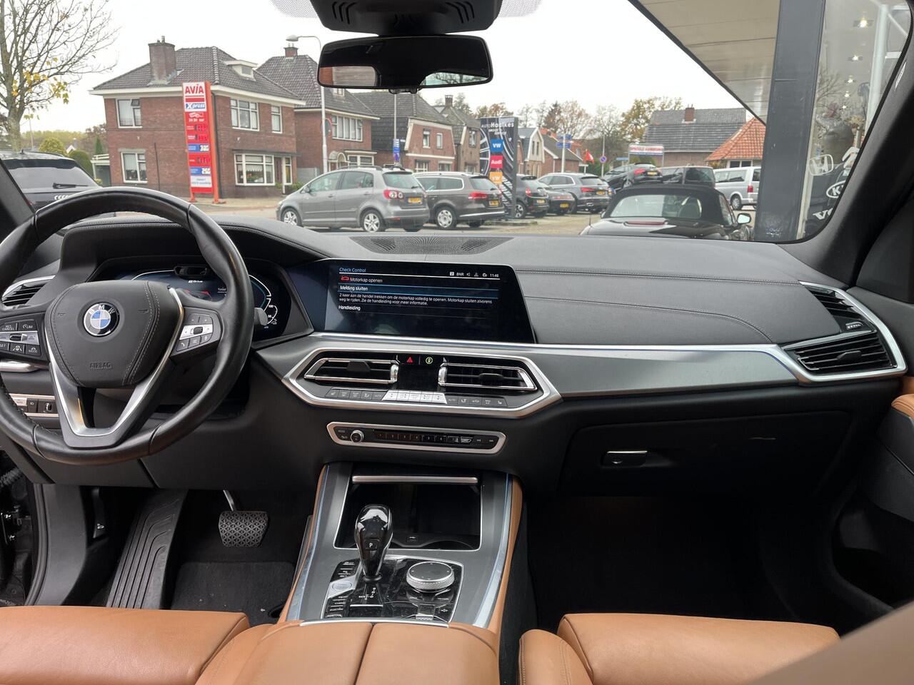 BMW X5 xDrive45e High Executive Plug in hybride. Nieuwstaat. Navi, camera, head up, elek.stoel verstelling etc. Mooie kleur combinatie