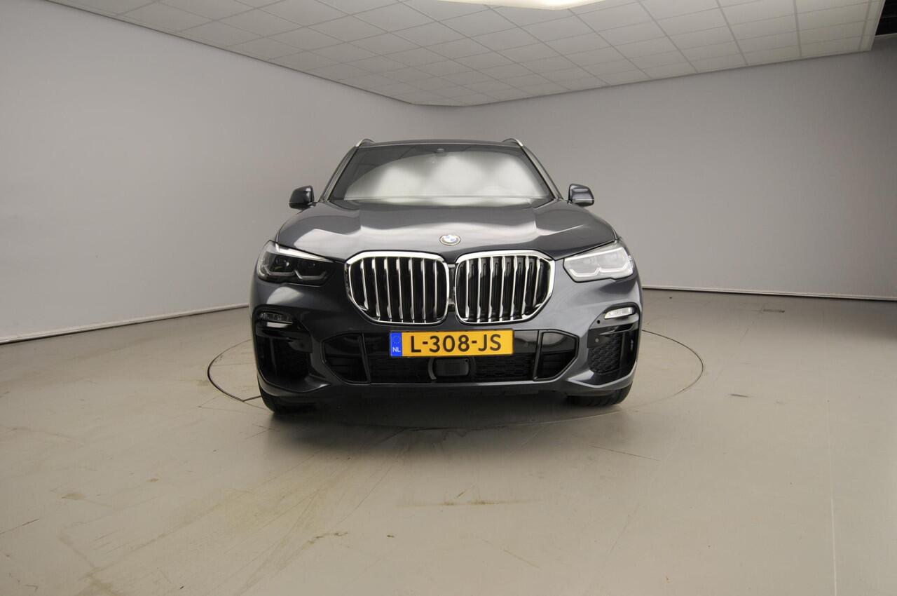 BMW X5 xDrive45e | M-Sportpakket | LED | Leder | HUD | Comfortzetels | Chrome line | DAB | Harman-Kardon sound | Alu 20 inch