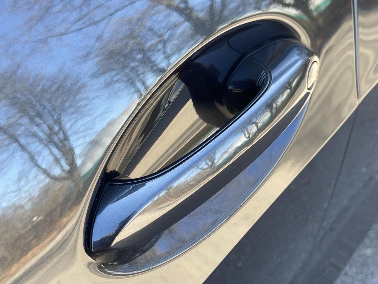 BMW X5 xDrive45e High Executive 19''/Trekhaak/Harman Kardon/Keyless/Head-up/Adaptieve cruise/Dodehoek/Stuur + stoelverwarming v+a/Luchtvering/Leder + memory