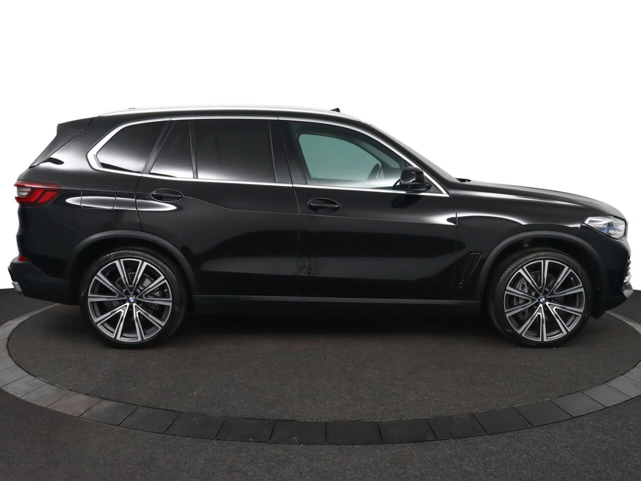 BMW X5 XDrive45e High Executive | DOH | Pano | Laser | ACC | Luchtvering | Memory | Lage KM's!