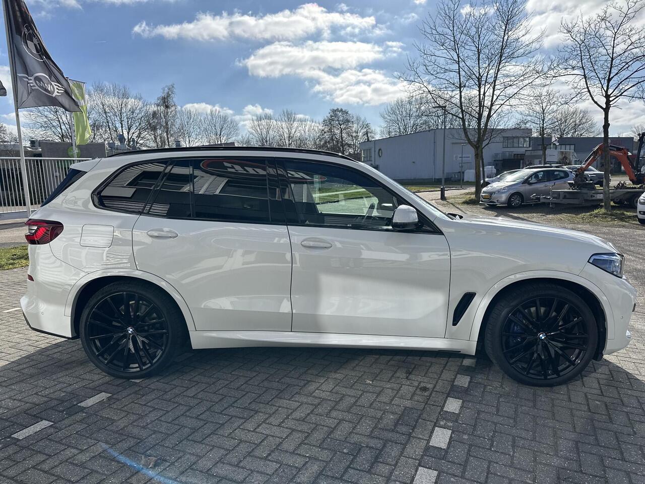 BMW X5 xDrive45e High Executive M-Schaalstoel | Autopilot | Panodak | Head up | Keyless | Laser