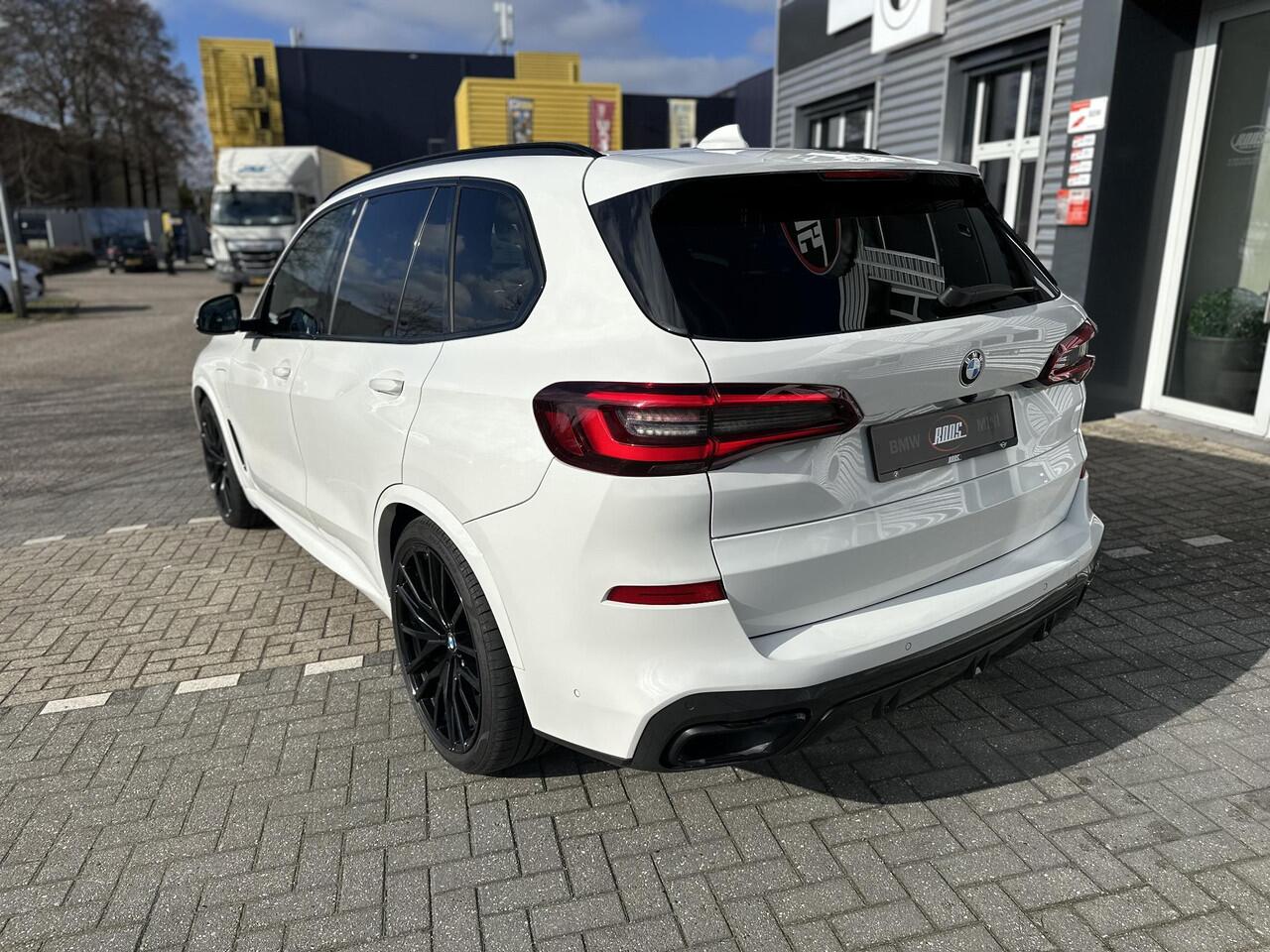 BMW X5 xDrive45e High Executive M-Schaalstoel | Autopilot | Panodak | Head up | Keyless | Laser