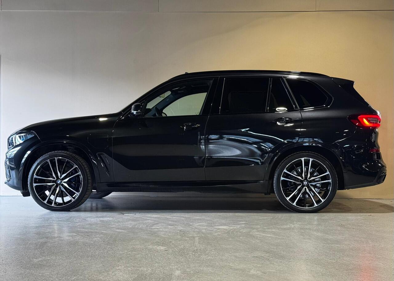BMW X5 xDrive45e M-sport High Executive |Pano |Carbon int. |M perf. zetels |Skylounge |Luchtvering |HUD |Stoelverkoel. |Memory |360°