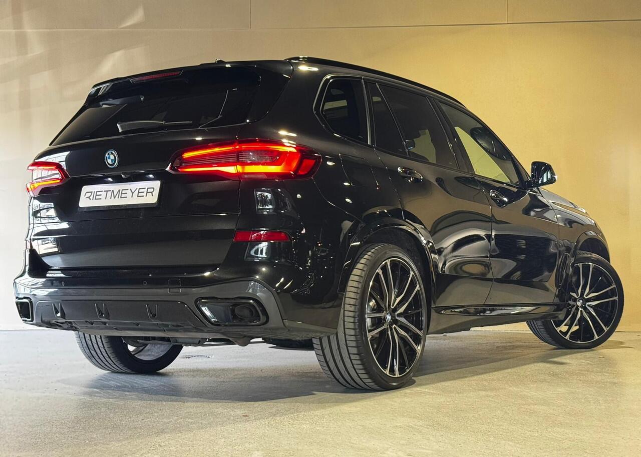 BMW X5 xDrive45e M-sport High Executive |Pano |Carbon int. |M perf. zetels |Skylounge |Luchtvering |HUD |Stoelverkoel. |Memory |360°