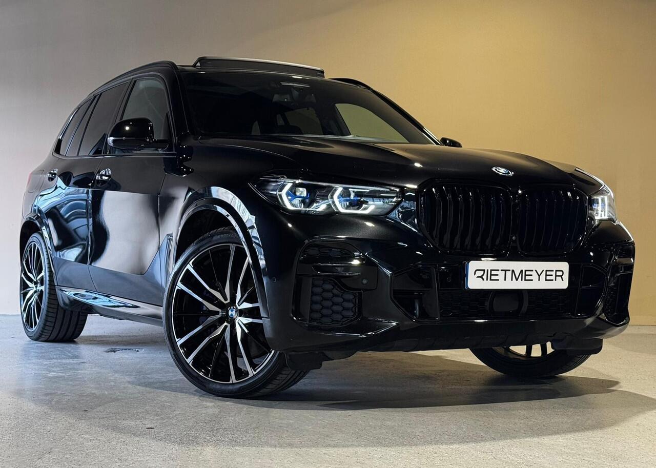 BMW X5 xDrive45e M-sport High Executive |Pano |Carbon int. |M perf. zetels |Skylounge |Luchtvering |HUD |Stoelverkoel. |Memory |360°
