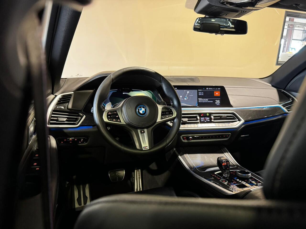 BMW X5 xDrive45e M-sport High Executive |Pano |Carbon int. |M perf. zetels |Skylounge |Luchtvering |HUD |Stoelverkoel. |Memory |360°