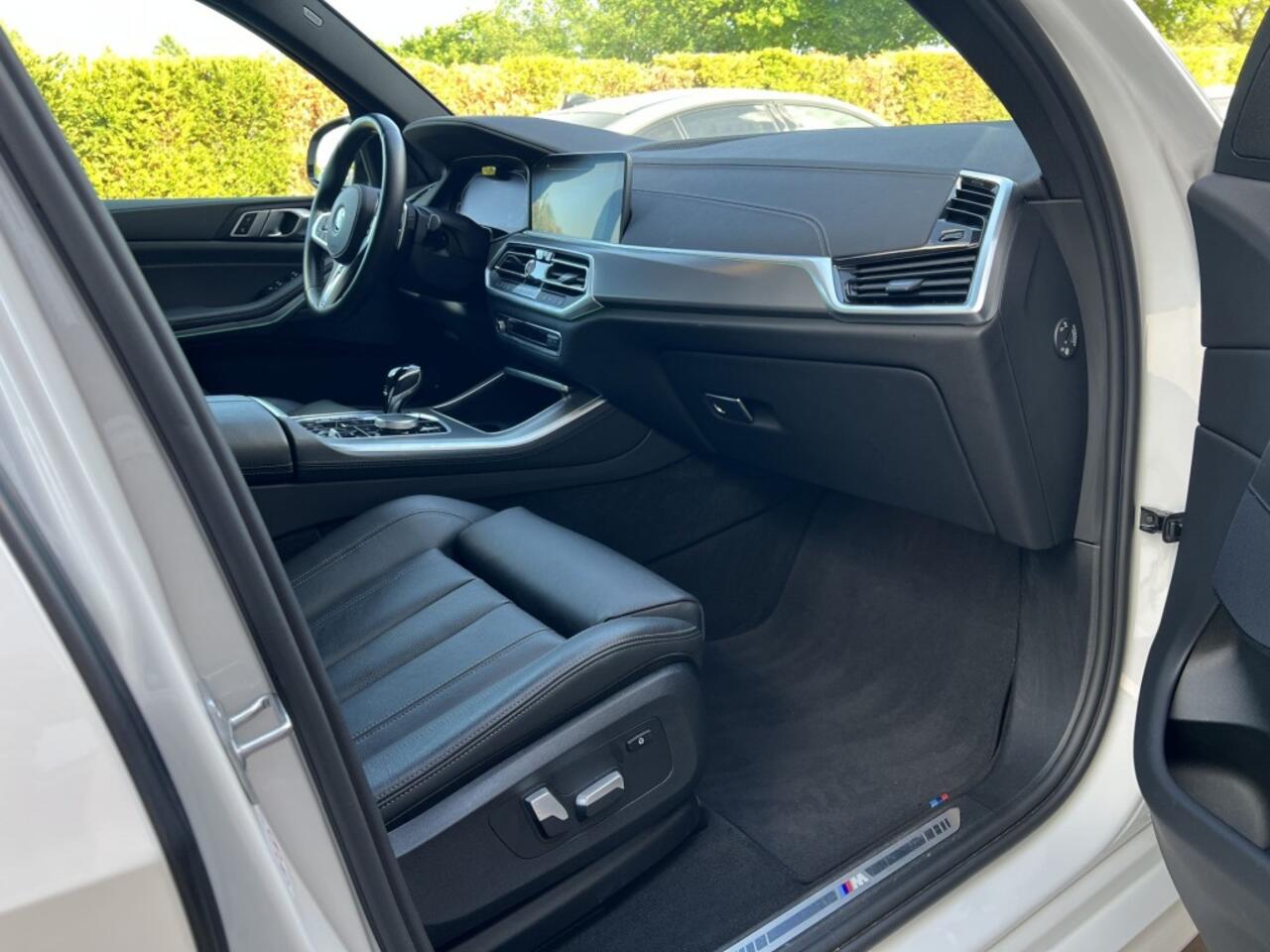 BMW X5 X5 45e XDrive High Exe M Sport 394 pk Black Trekhaak Luchtvering