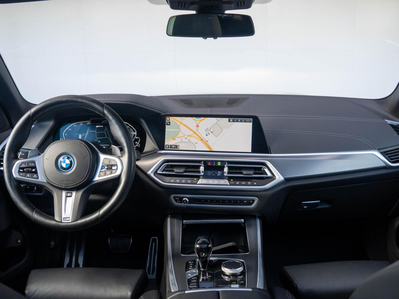 BMW X5 xDrive45e | High Executive | M Sportpakket | Innovationspakket | Comfort Access | Panoramadak | Stoelverwarming | Head-Up Display | 21''