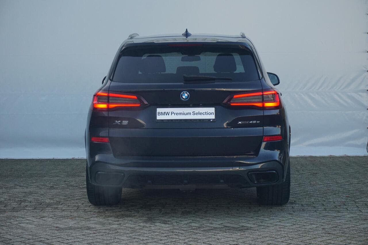 BMW X5 xDrive45e M Sportpakket 21'' / Active Steering / Panoramadak / Trekhaak / Laserlight / Driving Assistant Professional